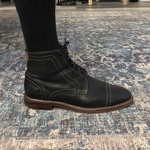 Men’s Johnston & Murphy dress boots